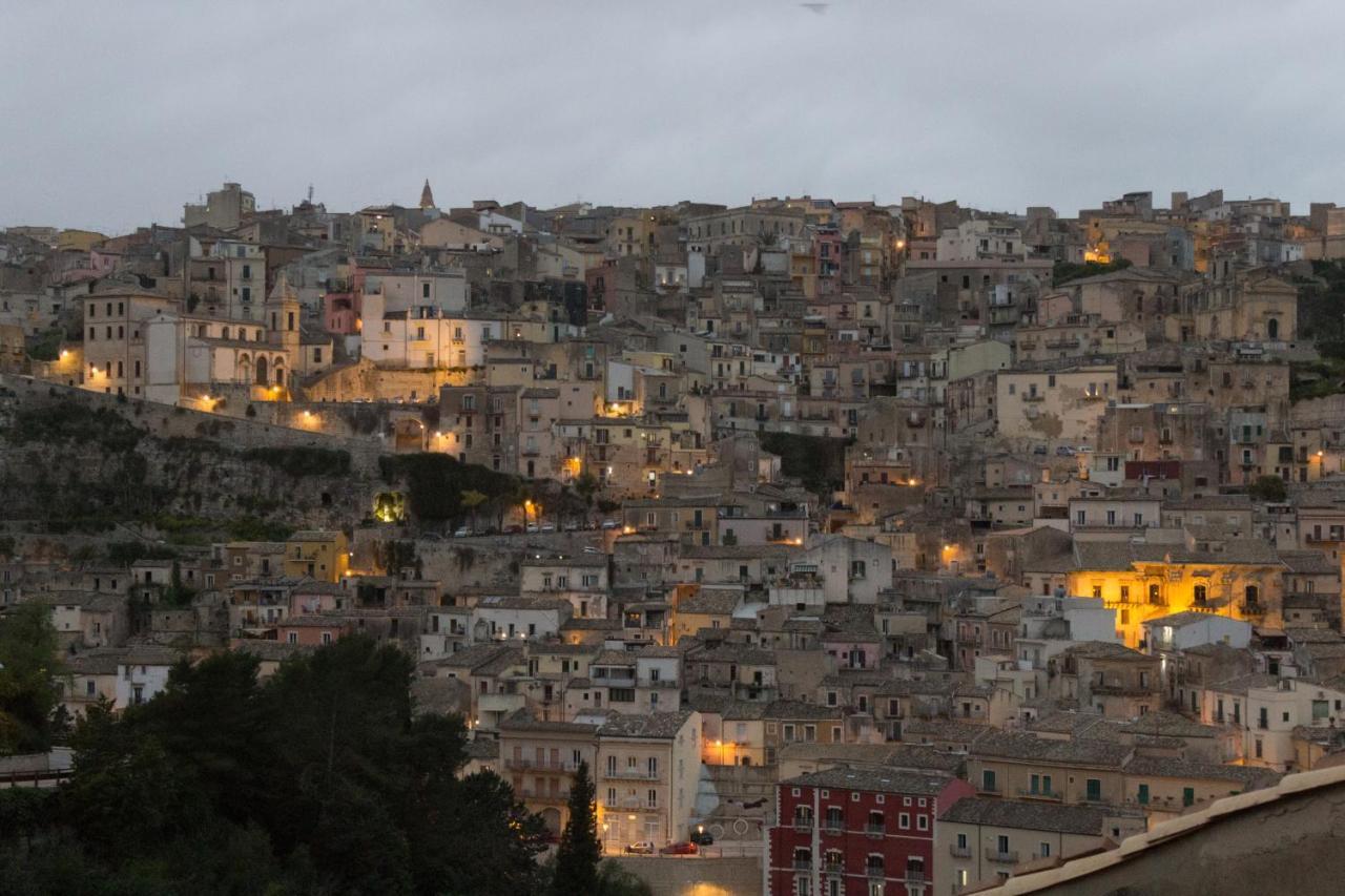 Oikos - Ragusa Ibla エクステリア 写真